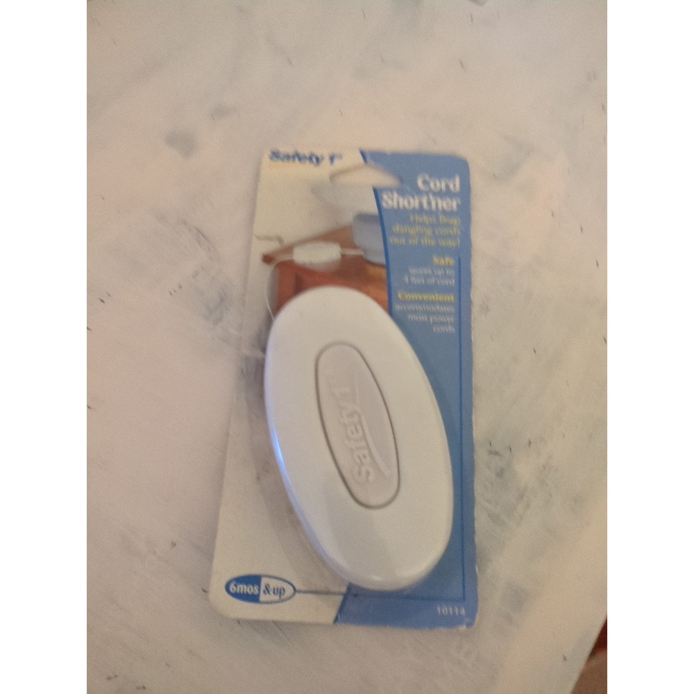 Safety 1st Cord Organizing for Baby proofing
